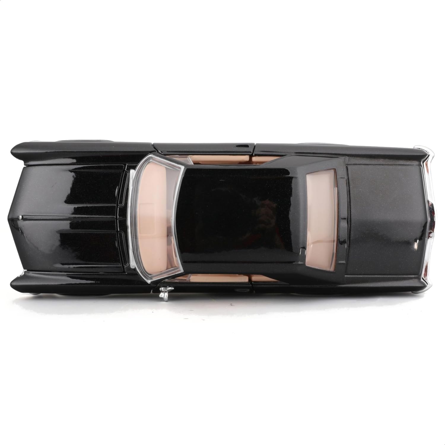 Maisto 1965 Buick Riviera engine detail suitable for display setups