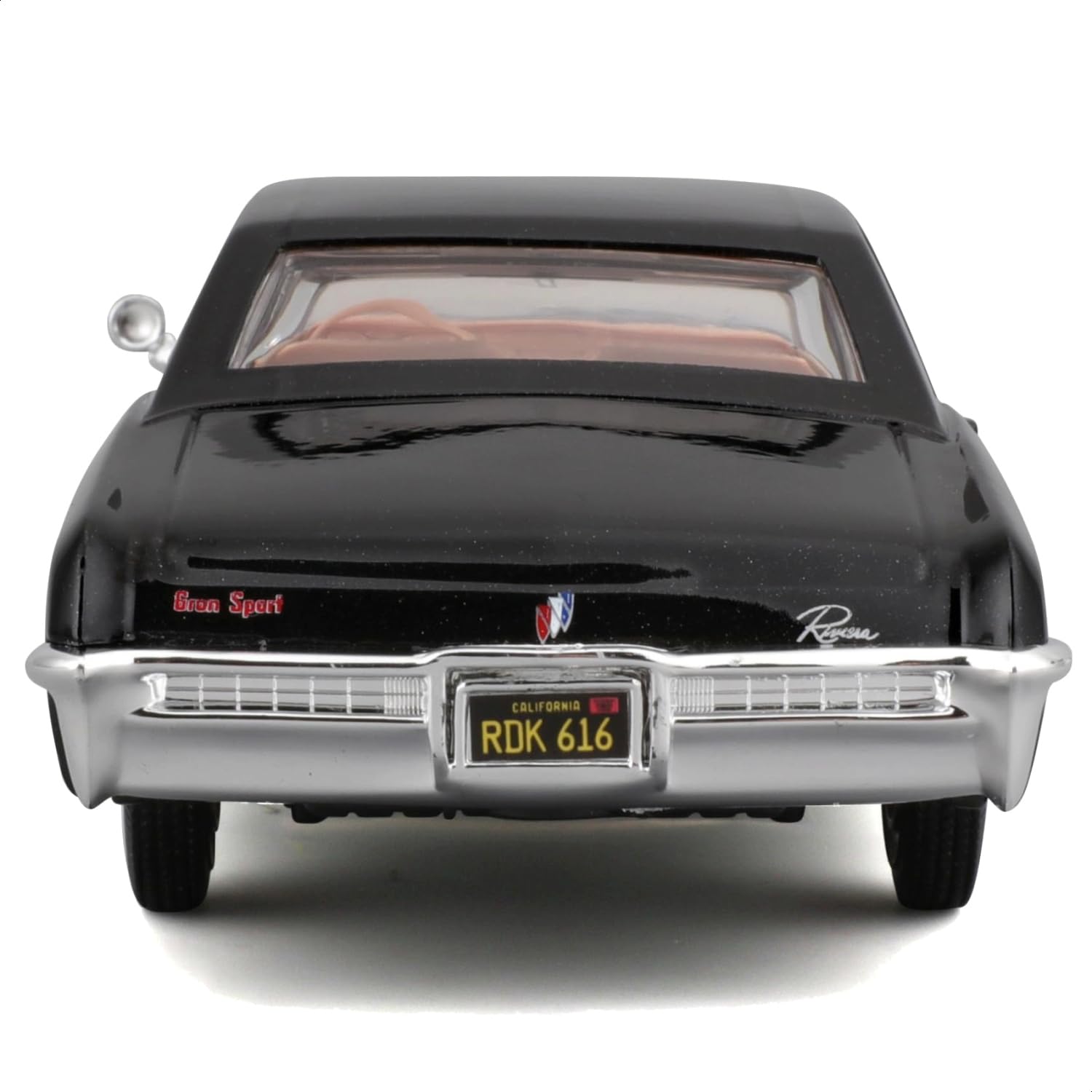 Maisto 1965 Buick Riviera interior dashboard detail for realistic display