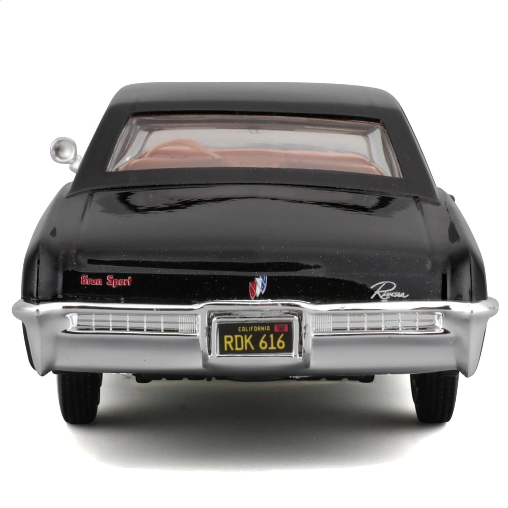 Maisto 1965 Buick Riviera interior dashboard detail for realistic display