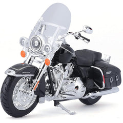 Maisto Harley-Davidson 1:12 Road King Classic side view highlights authentic scale.