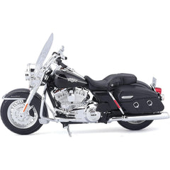 Maisto Harley-Davidson 1:12 Road King Classic wheel and tire close-up.