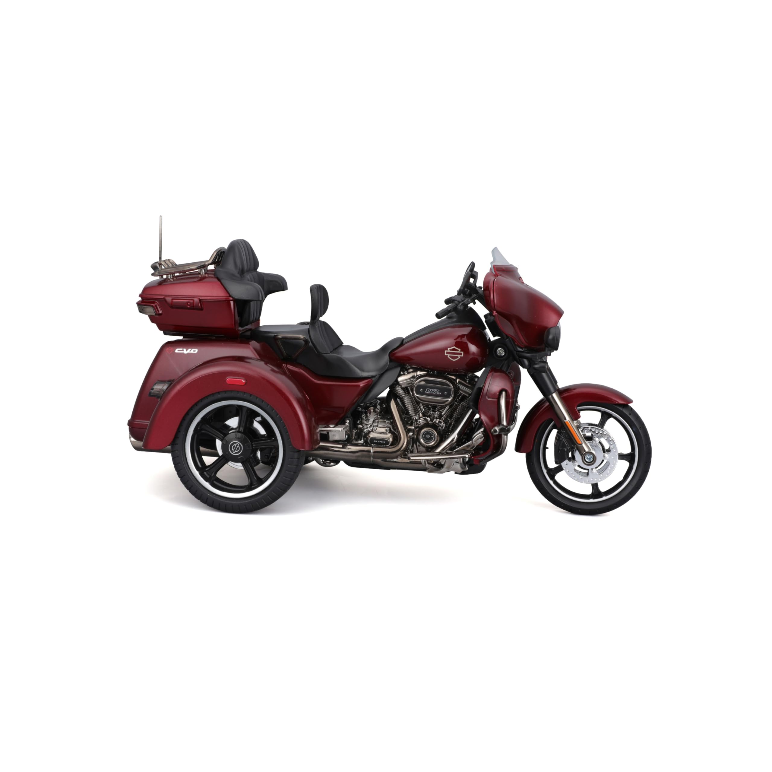Maisto Harley Davidson 2021 CVO Tri Glide die-cast dash and controls close-up.