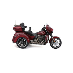 Maisto Harley Davidson 2021 CVO Tri Glide die-cast dash and controls close-up.