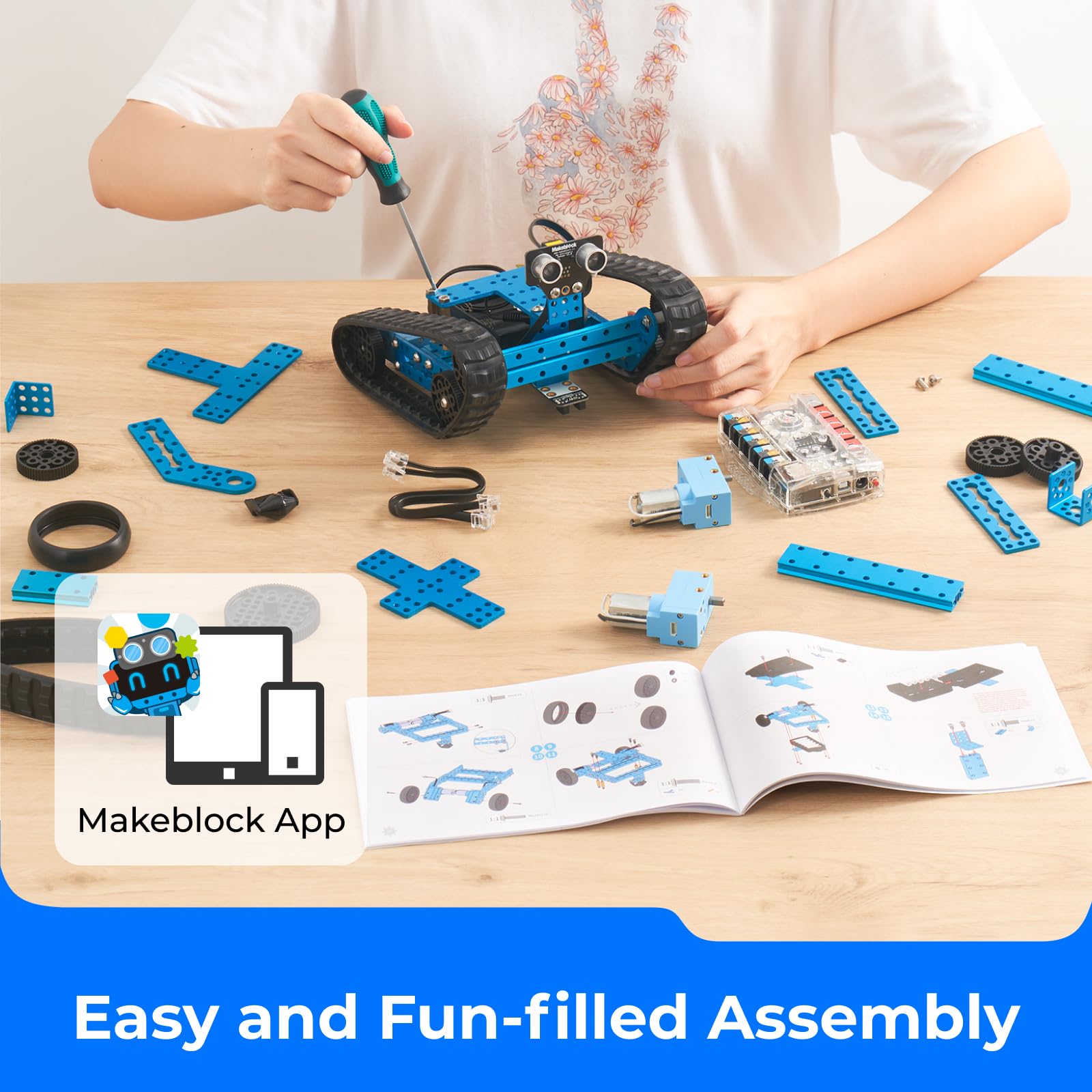 Makeblock mBot Ranger app control scene demonstrates Scratch/Arduino programming in one screen.