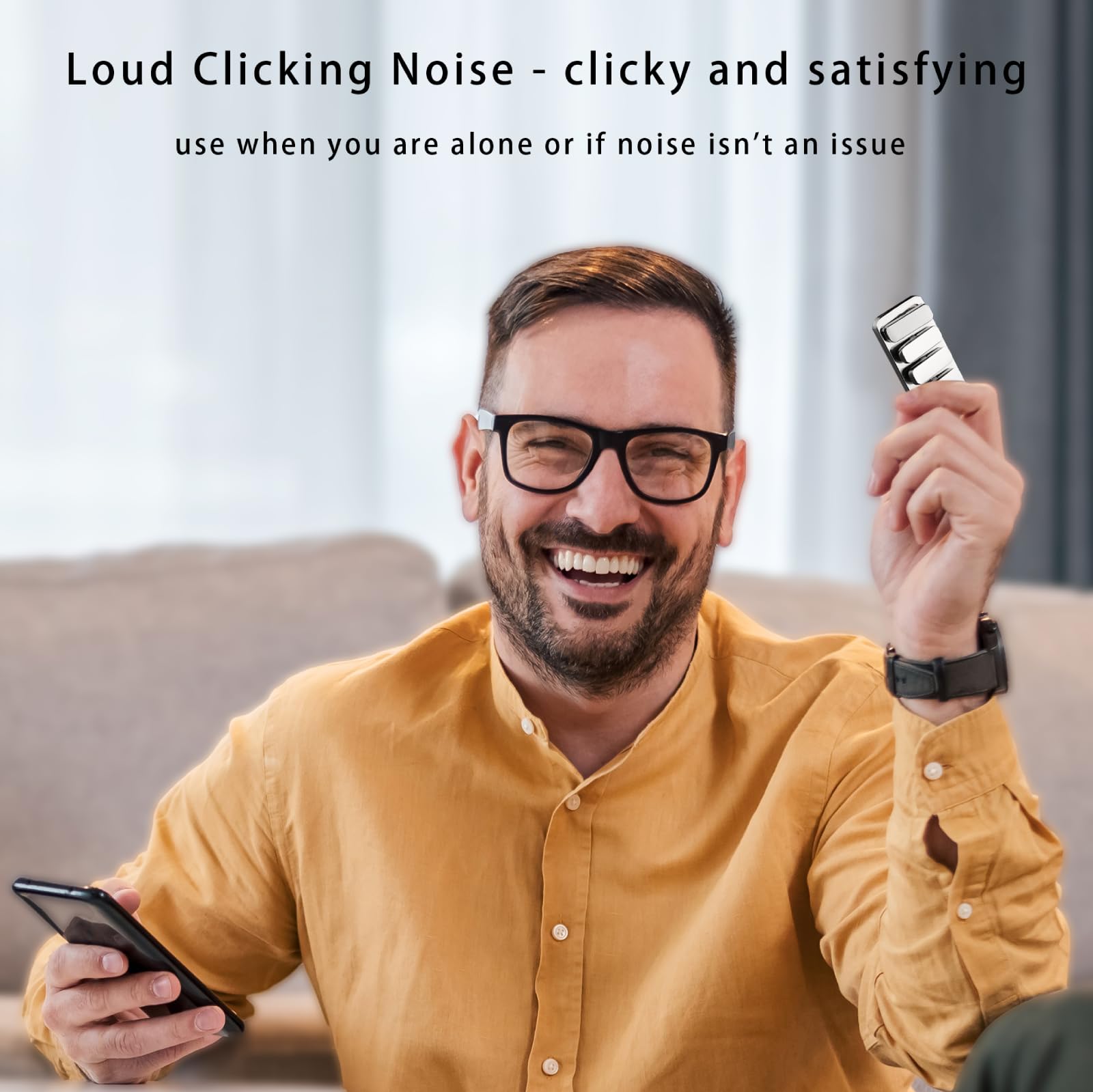 MAKWEN pocket-size fidget fits discreetly in a pocket or bag.