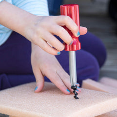 MALUVRIAN craft session setup for family-friendly playtime.