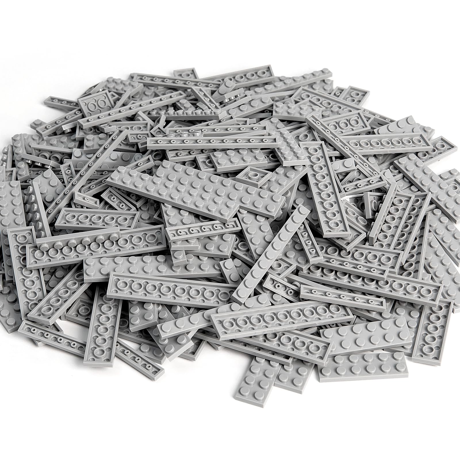 MANNIDOO flat building plates in light gray for versatile brick layouts and sturdy base building.