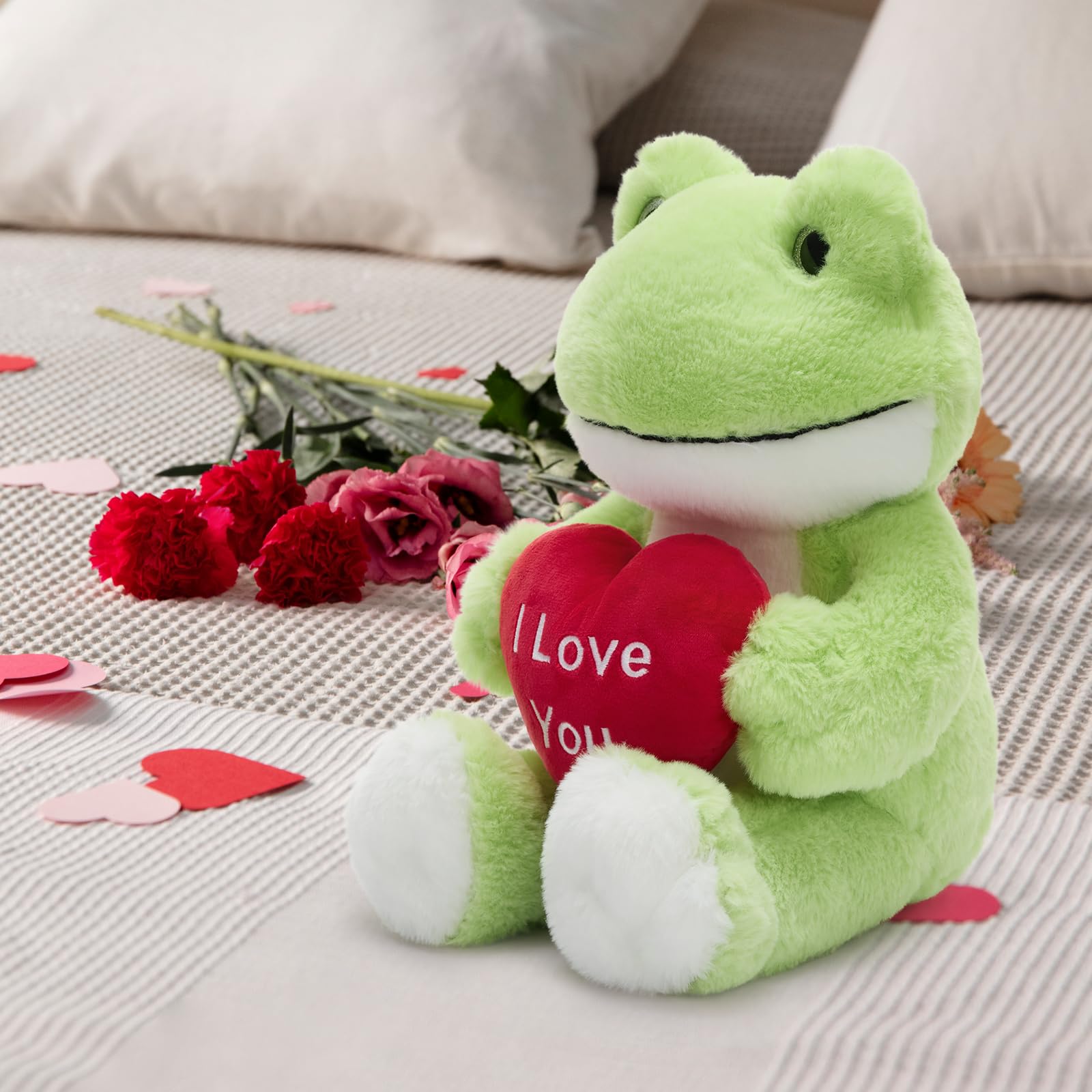 MaoGoLan care guide helps keep the plush fluffy.