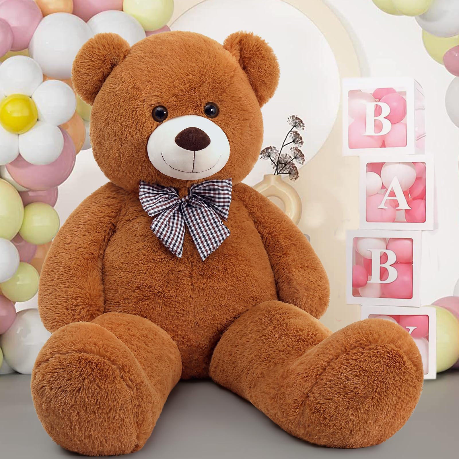 MaoGoLan kid-playtime teddy bear serves as a comforting friend.