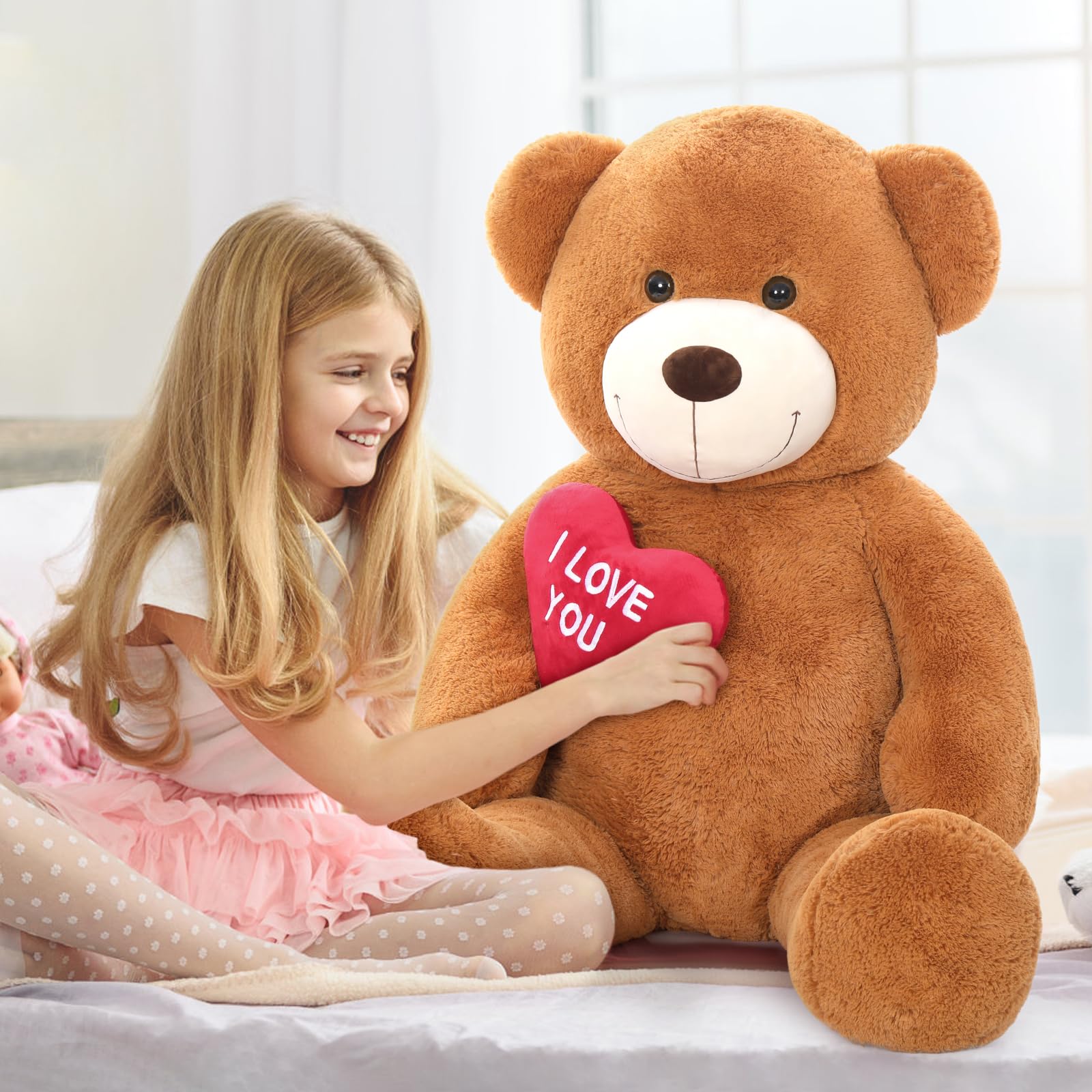 MaoGoLan anniversary moment with giant teddy serves as a keepsake.