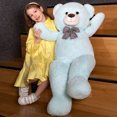 MaoGoLan giant teddy bear ready for hugs and photo moments