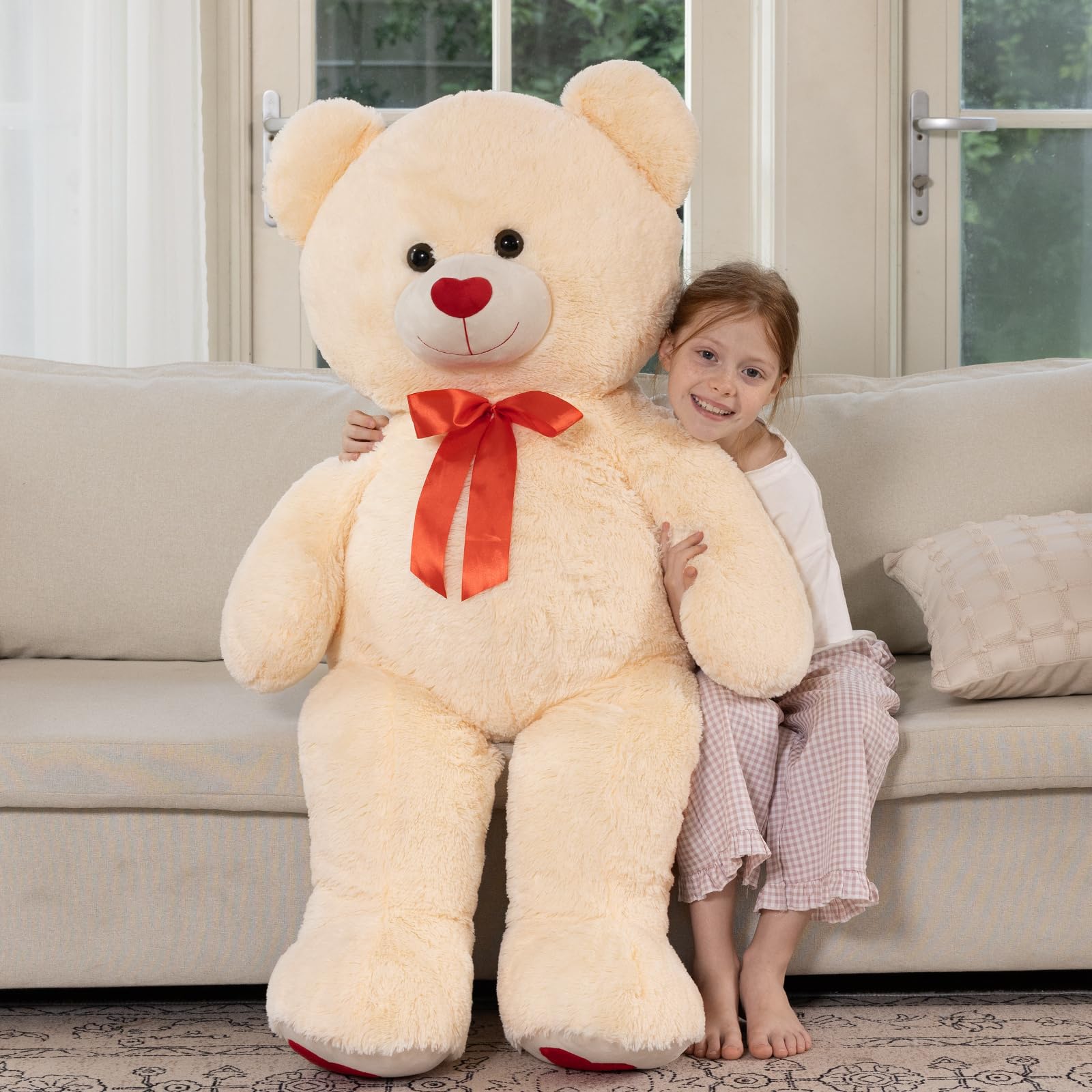 MaoGoLan bear features heart footprints adding a loving gifting detail