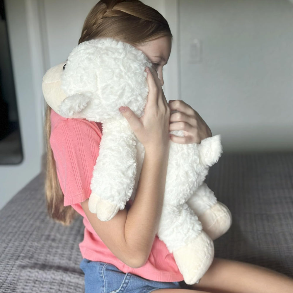MaoGoLan 22-inch sheep plush in full view, ideal for cuddly play and room decoration.