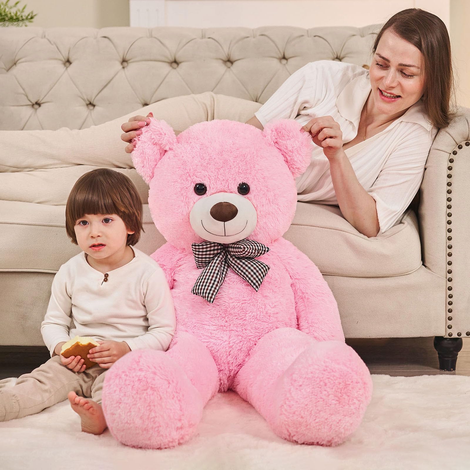 MaoGoLan giant teddy in cozy bedroom, inviting long hugs.
