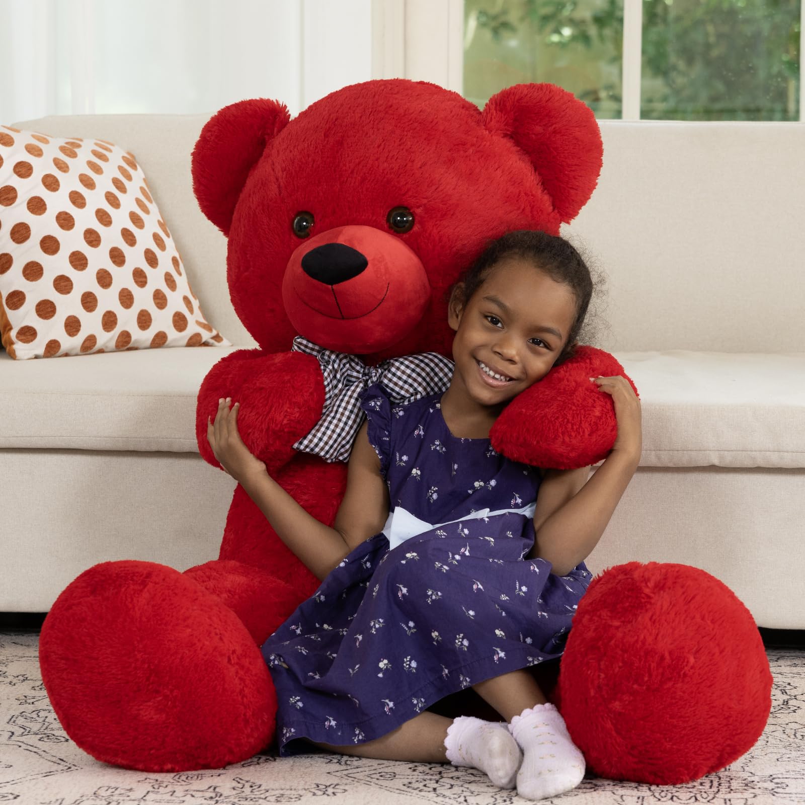 MaoGoLan teddy bear as a decorative centerpiece for celebrations