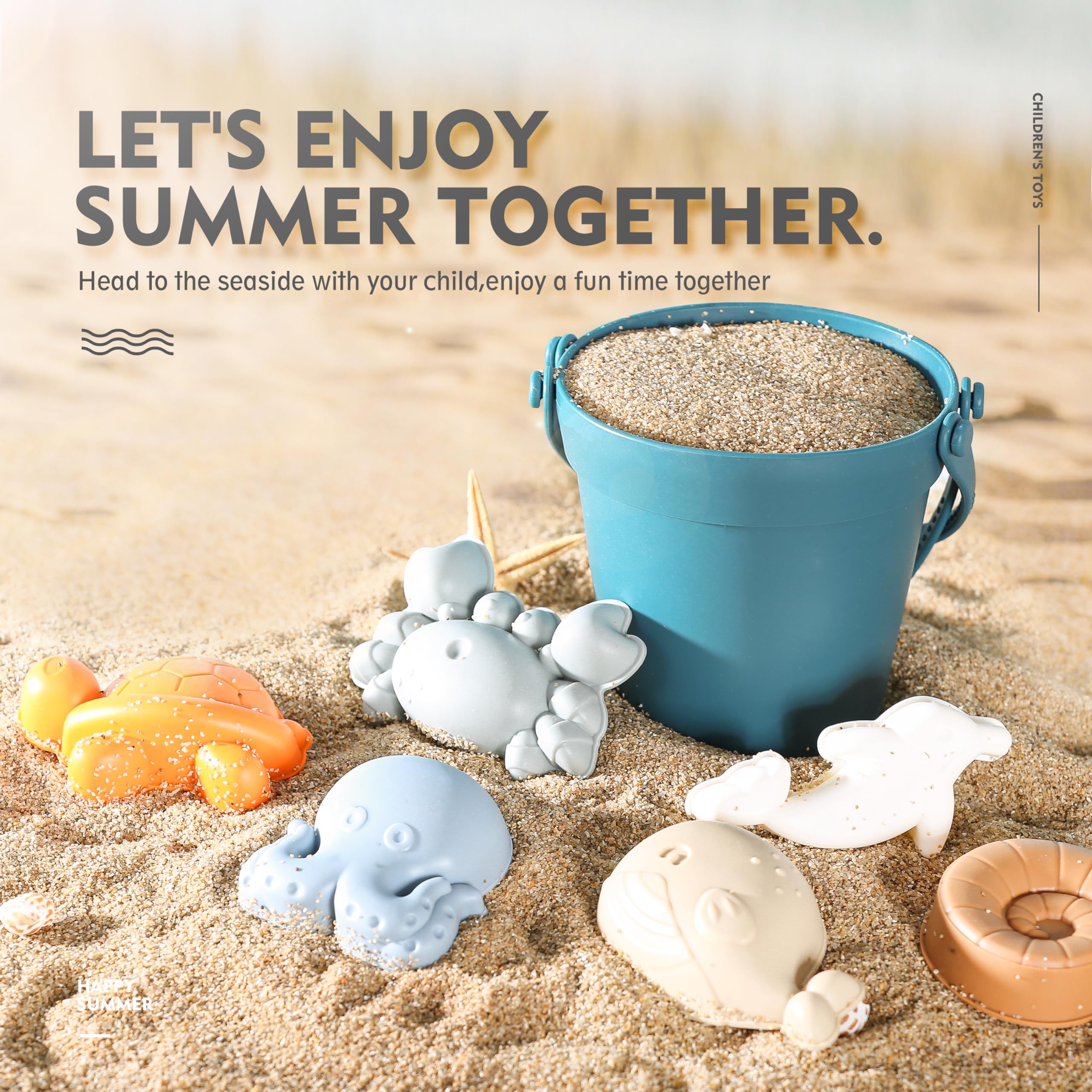 MarcZero silicone conch mold shapes sand with soft, flexible molds.