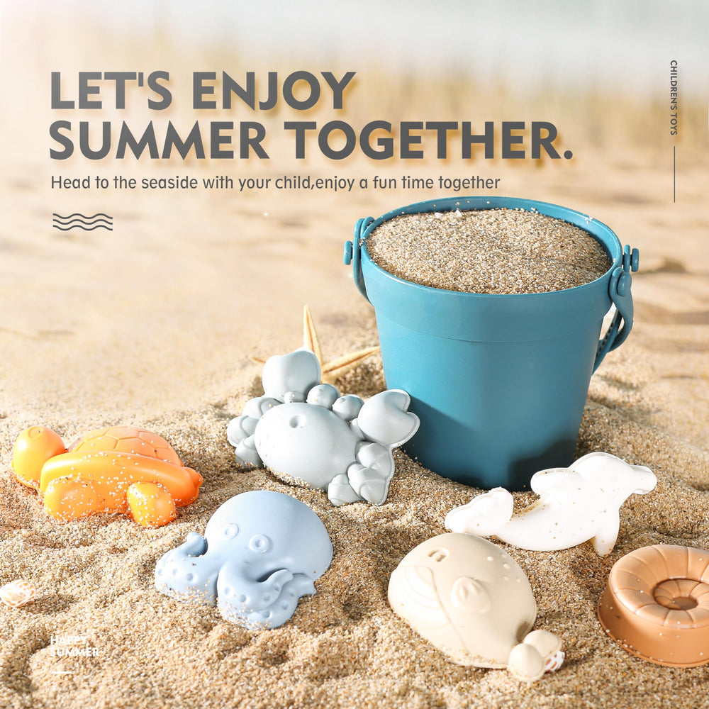MarcZero silicone conch mold shapes sand with soft, flexible molds.