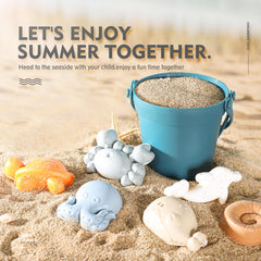 MarcZero silicone conch mold shapes sand with soft, flexible molds.