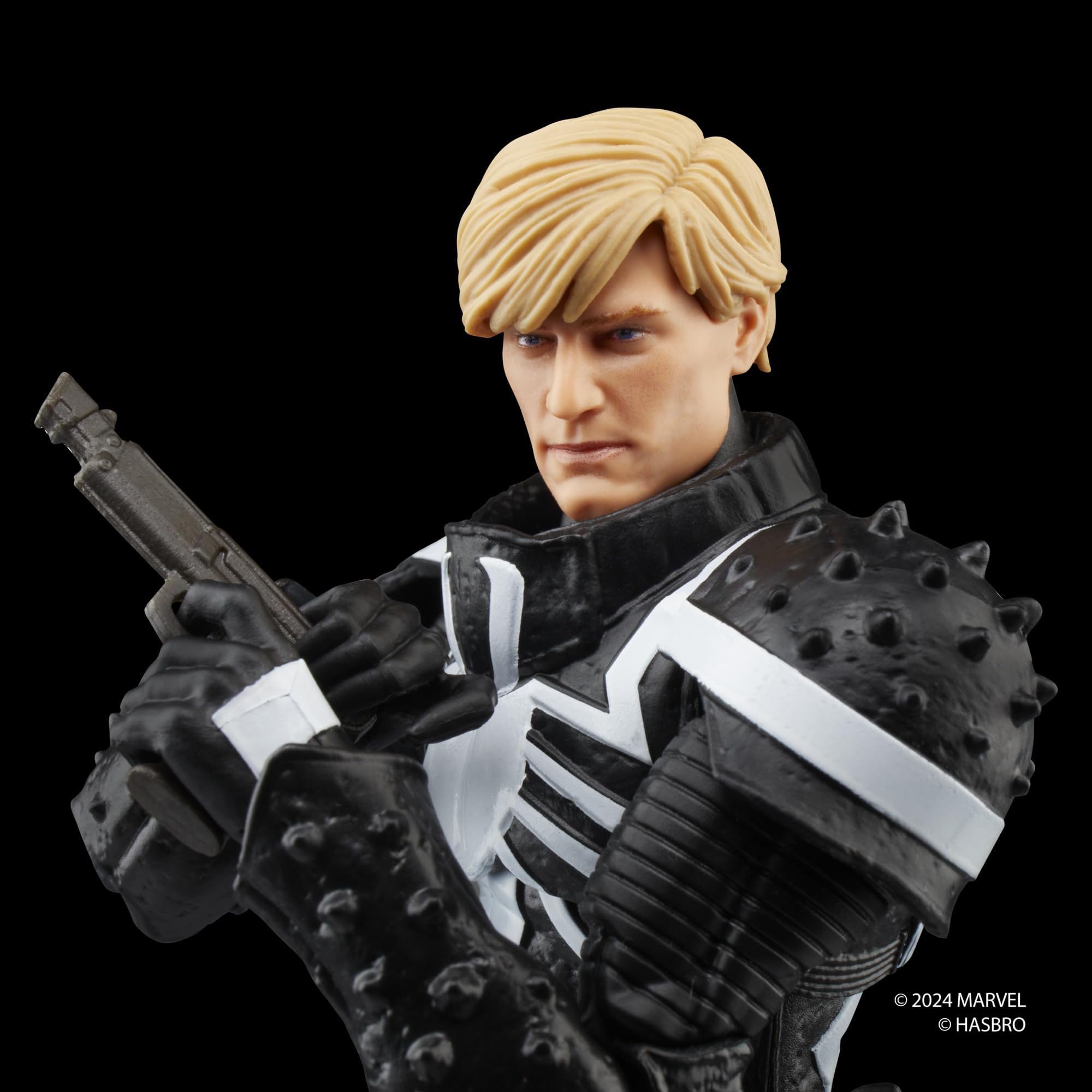 Marvel Agent Venom: alternate hands set for expressive display options.