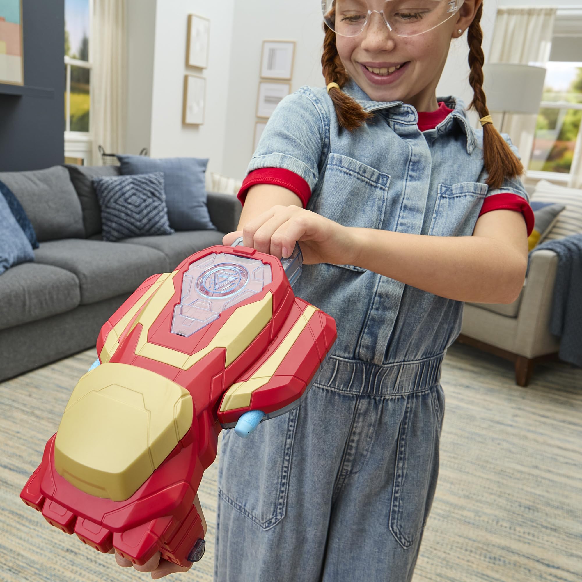 Marvel Avengers Iron Man Arc Blaster darts storage keeps extras handy