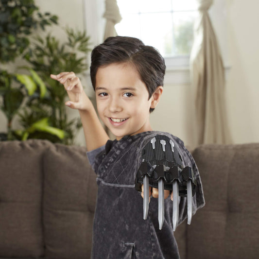 Marvel Black Panther Slash Claw retract shows retractable claws for quick action.