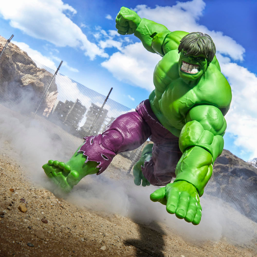 Marvel Legends Maximum Hulk figure comics-inspired deco suits collector shelves.
