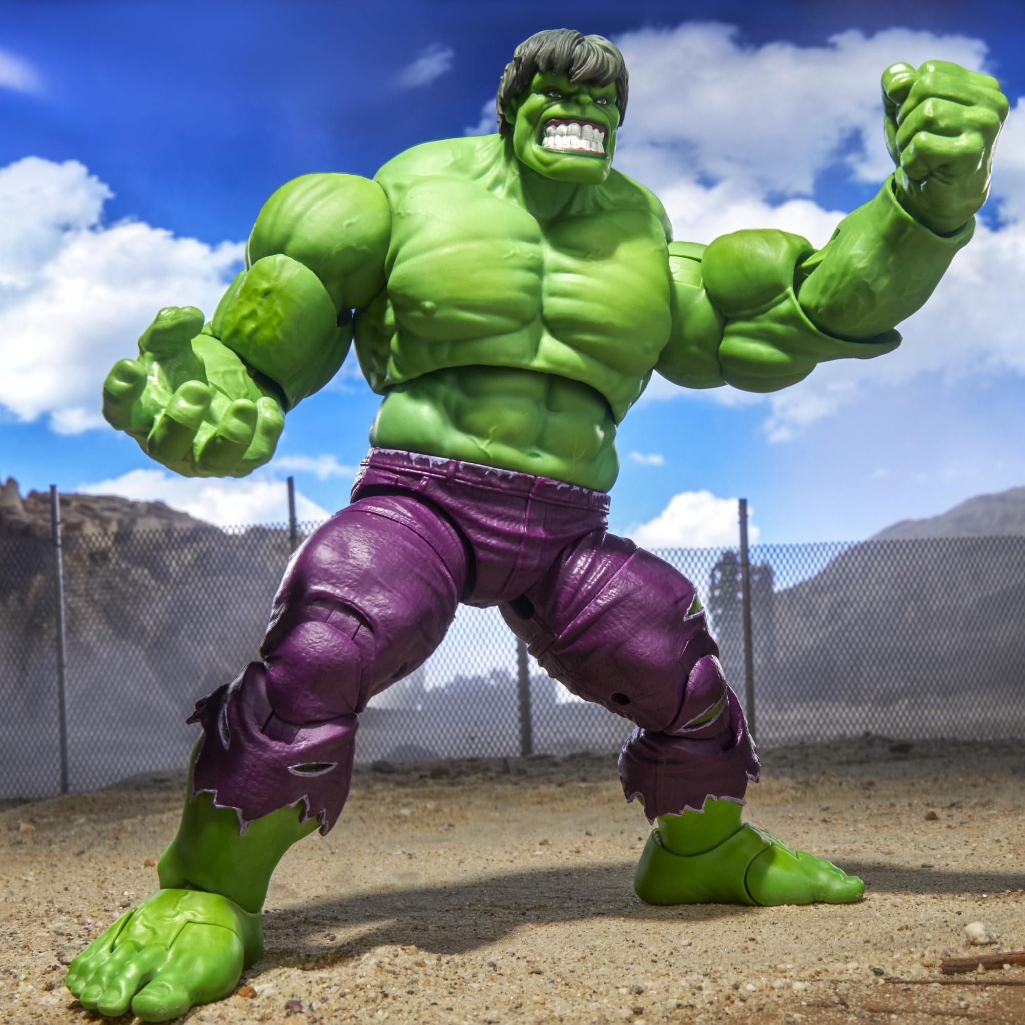Marvel Legends Maximum Hulk figure windowed packaging makes premium display easy.