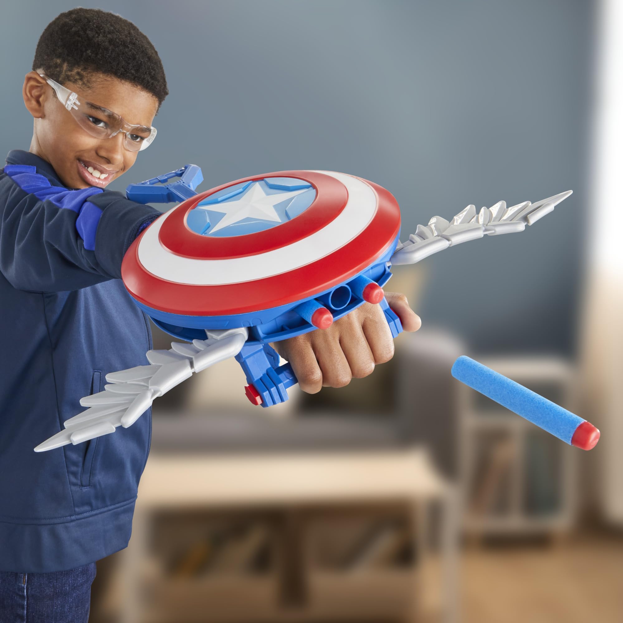 Ambidextrous handle on Marvel Skyshot Blaster for both hands.