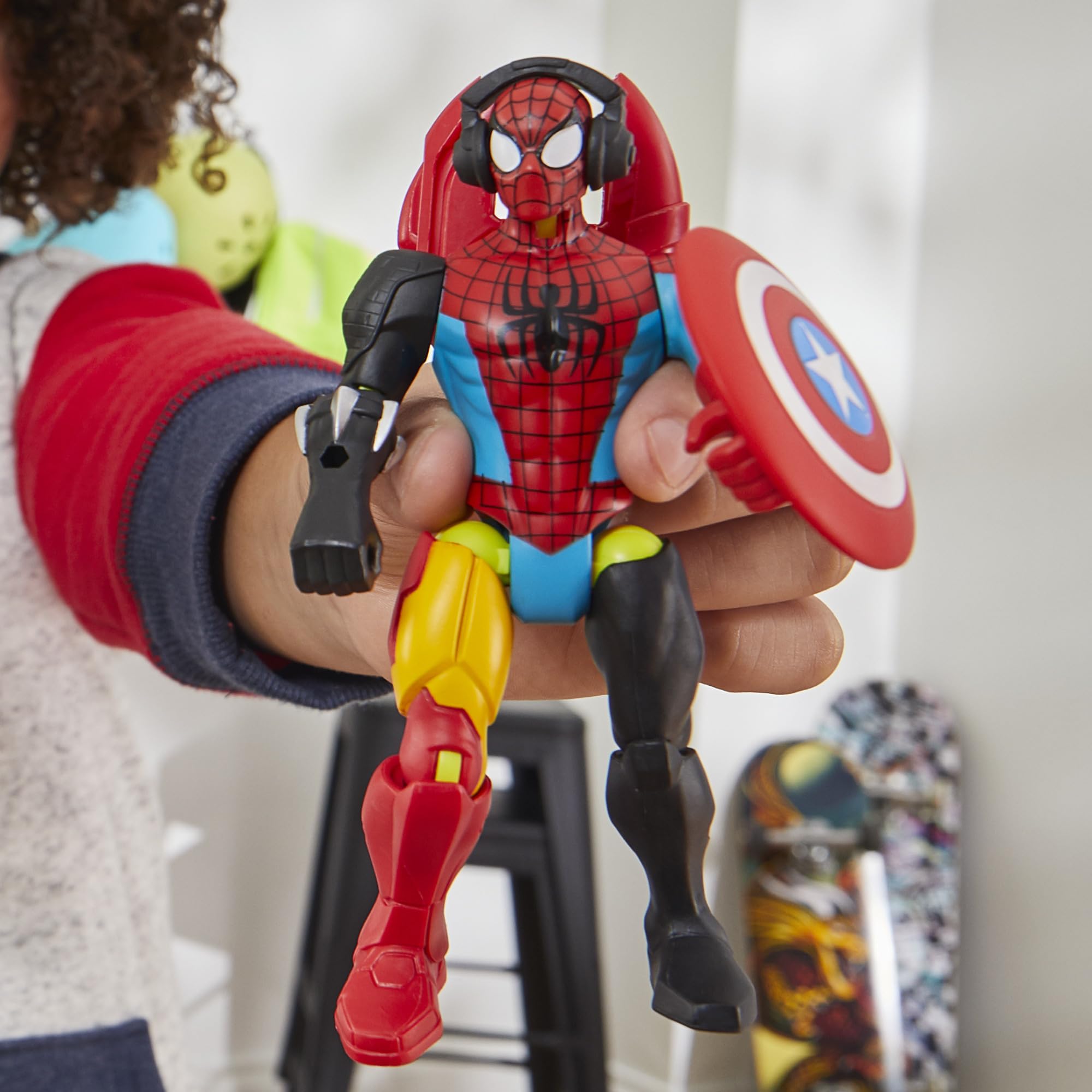 Spider-Man web accessory enables dynamic action poses for Marvel MixMashers.
