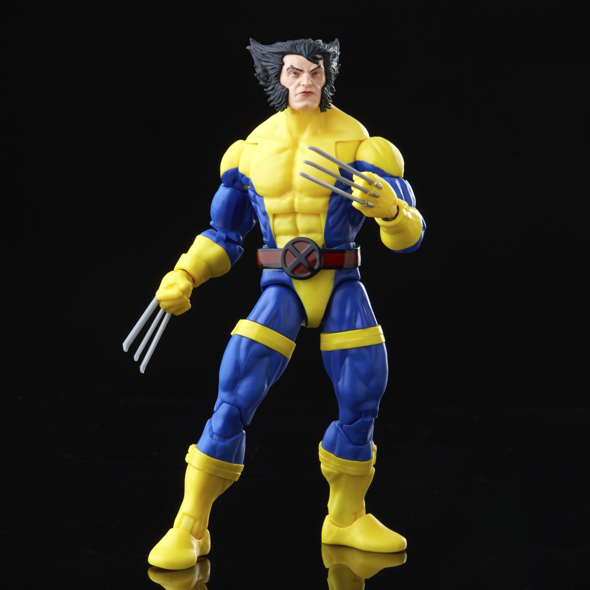 Marvel Wolverine swappable hands and head for expressive posing.
