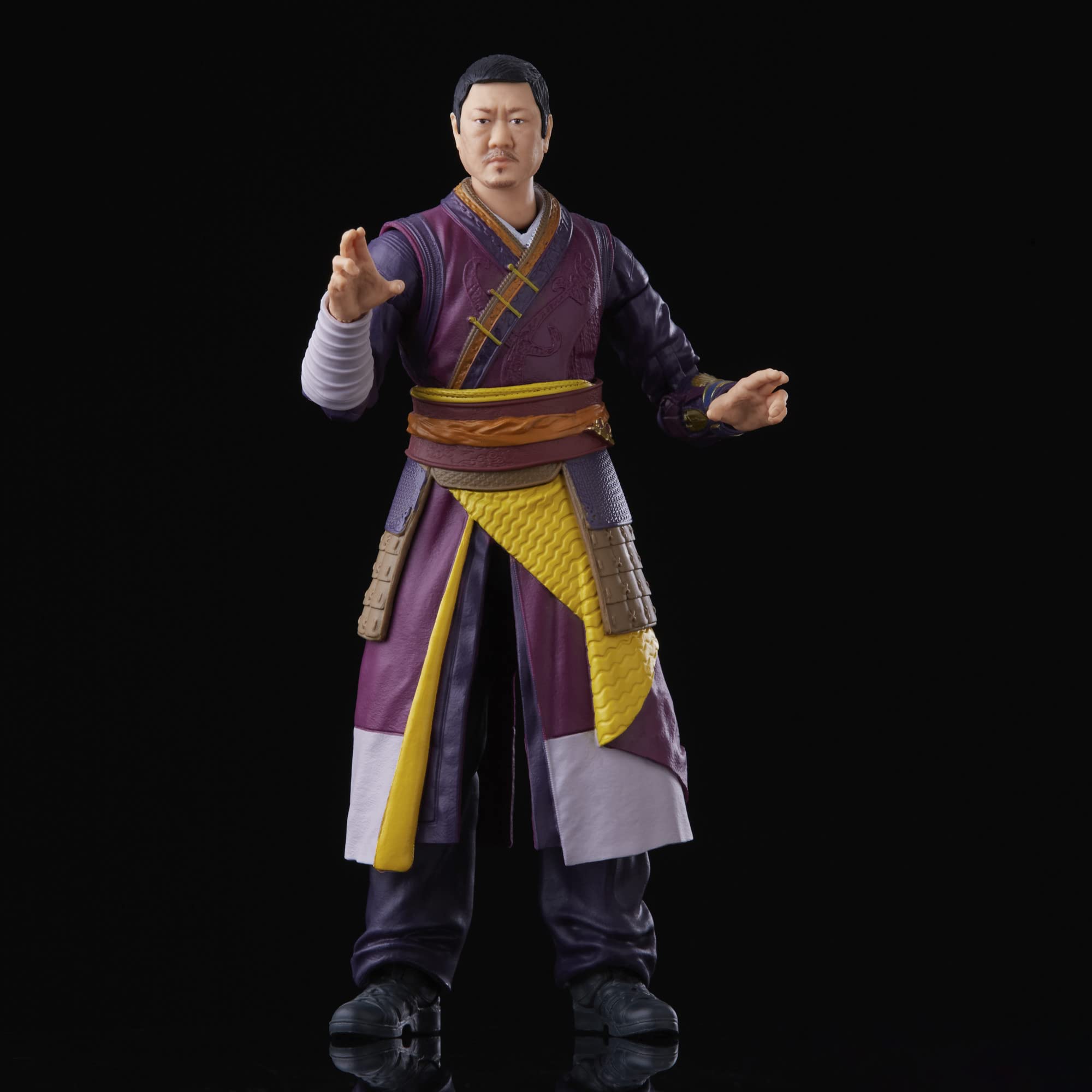 Marvel Wong articulation pose-ability highlights fluid posing for action-ready shelf setups