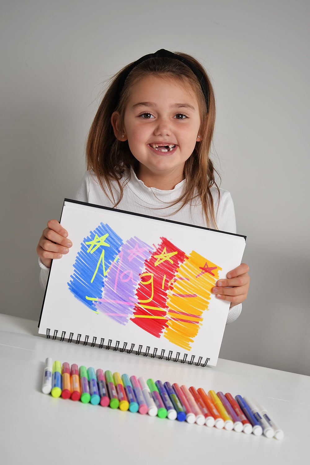Marvin's Magic travel-friendly art set keeps kids drawing anywhere.