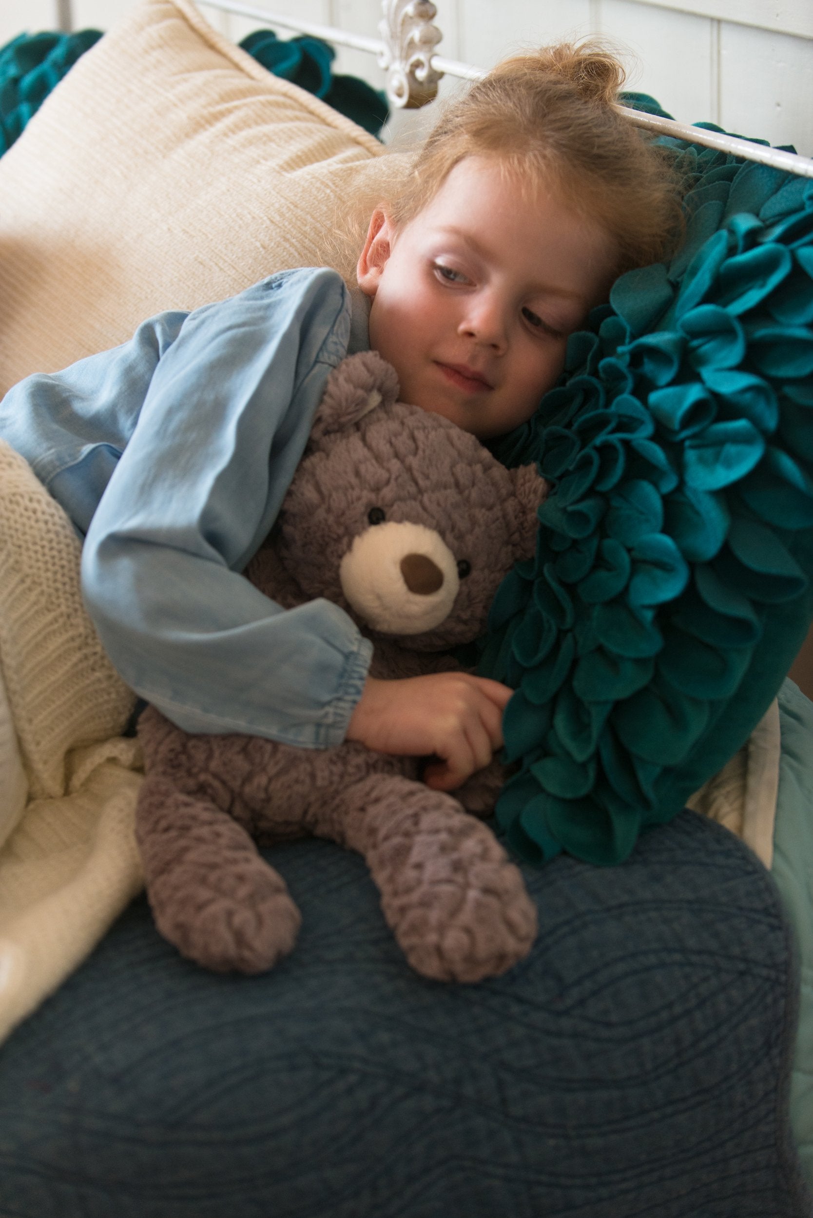 Mary Meyer Putty Bear Medium Teddy Bear full body shot, 17 inches tall for lasting play.
