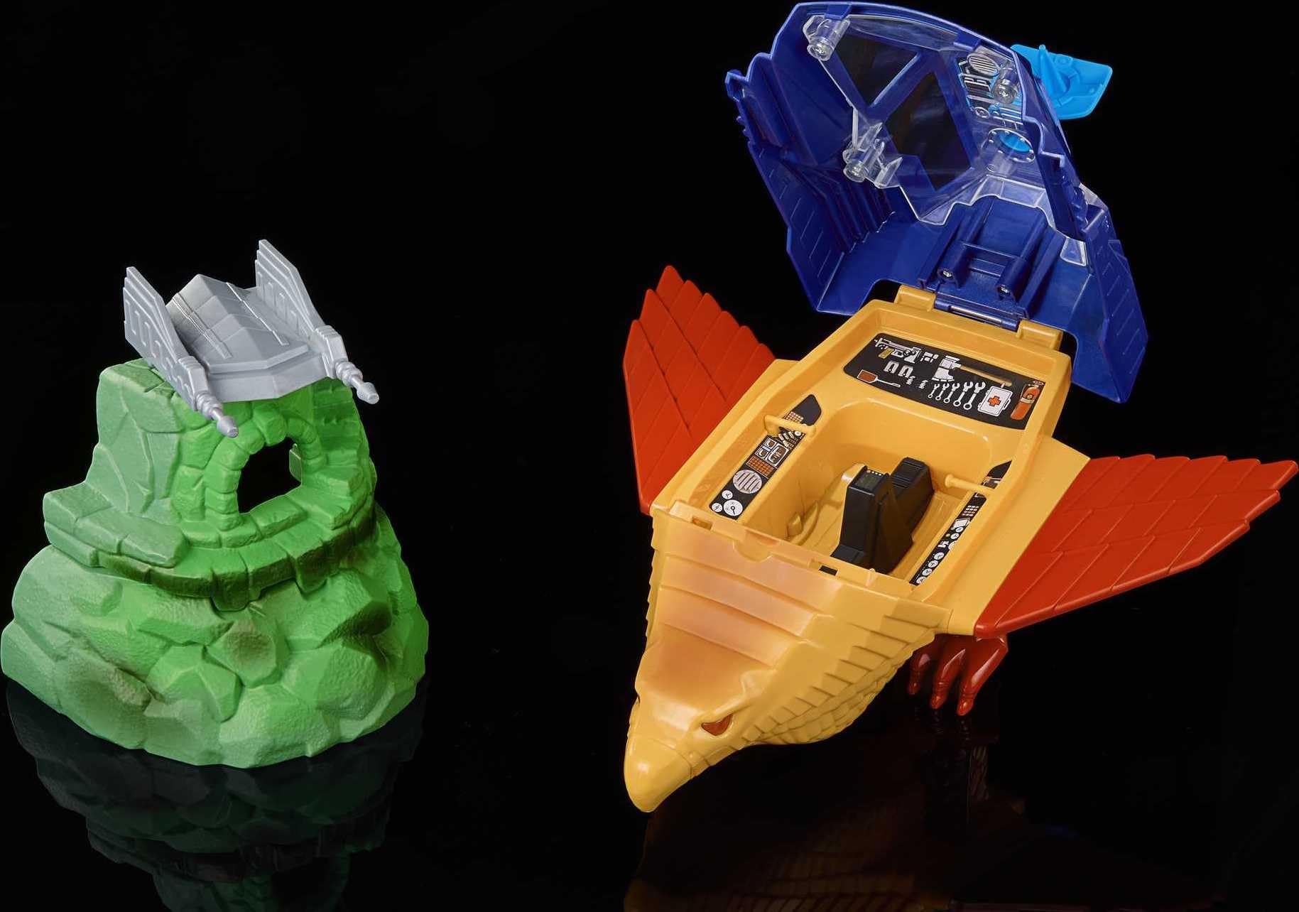 Masters of the Universe Origins Point Dread outpost standalone display and combat-ready setup