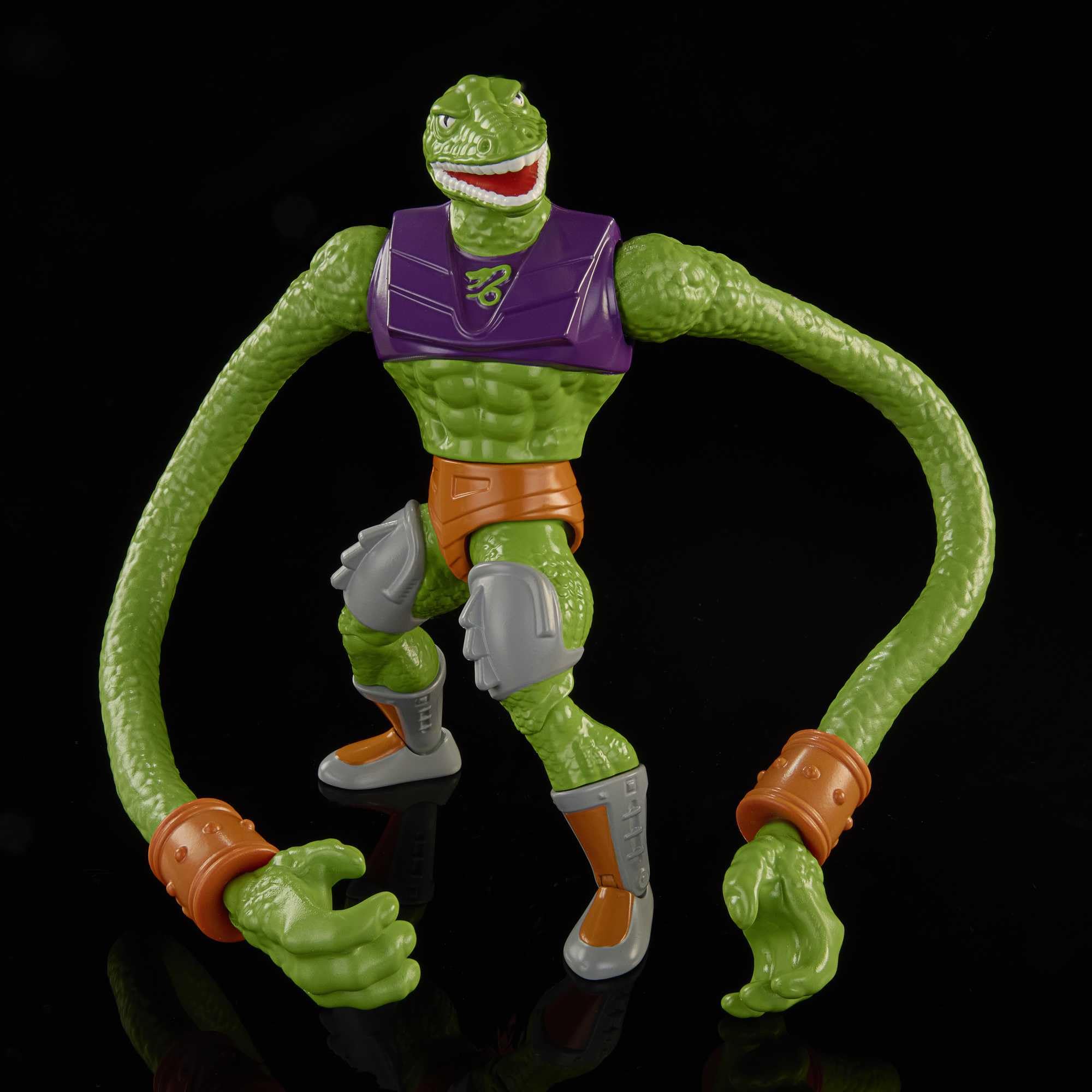 Masters of the Universe Origins retro packaging blends heritage with modern flair.
