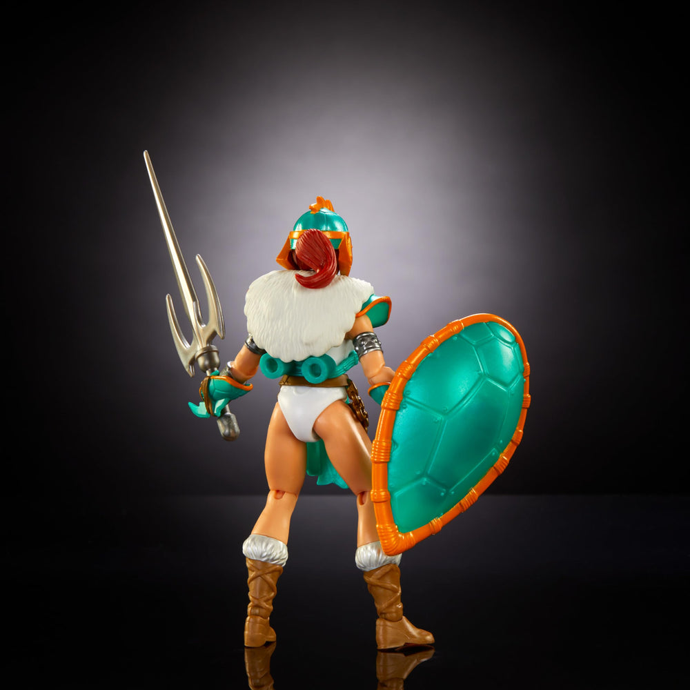 Teela's 16 articulation joints enable versatile display options.