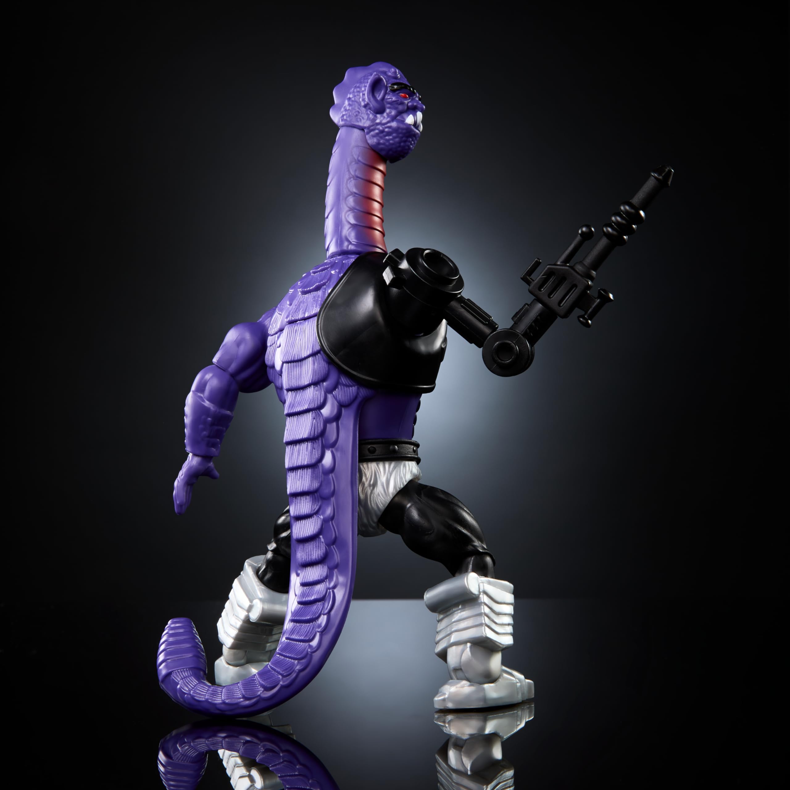 Terroar 5.5-inch scale for classic display and play.