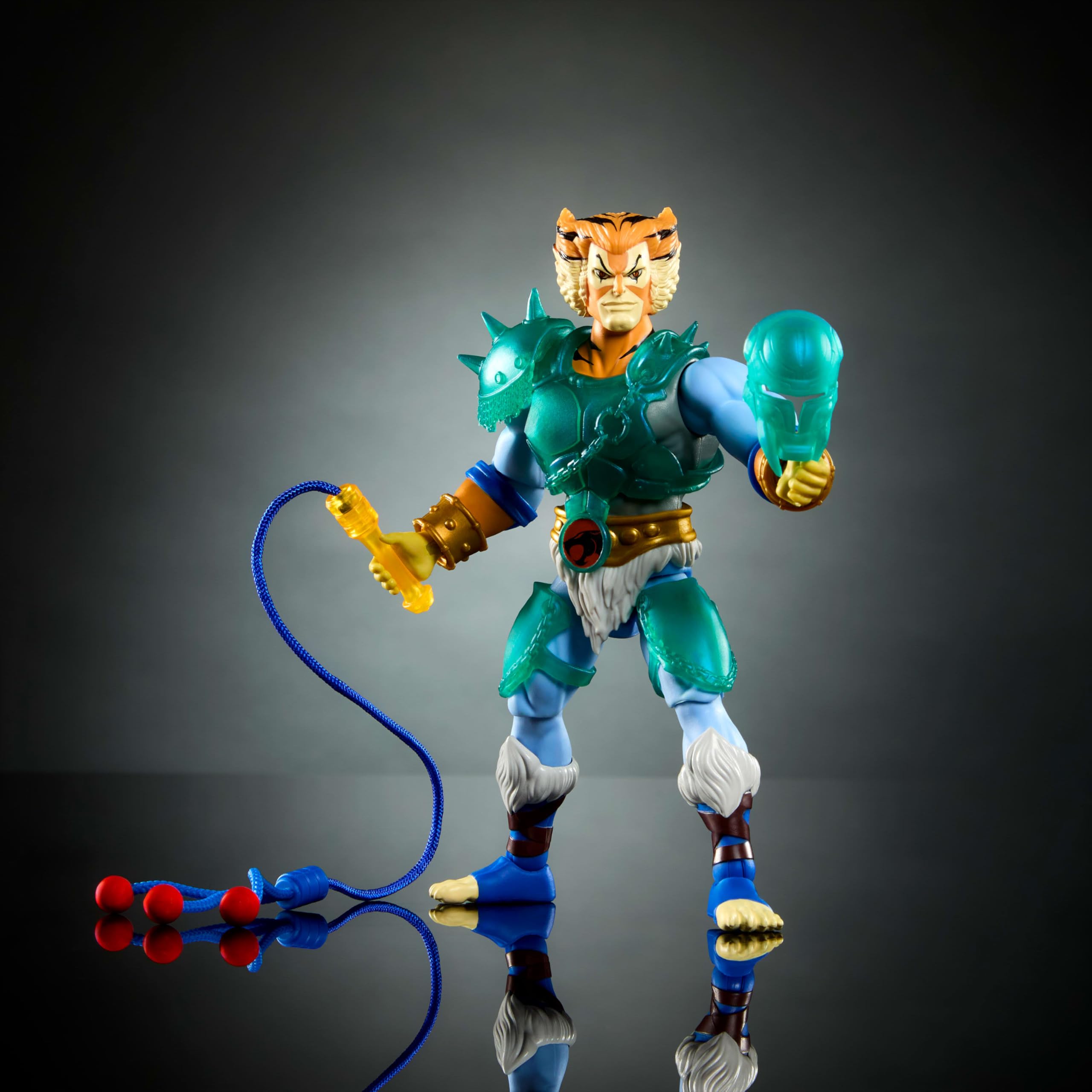 Tygra 3 headed bolo whip accessory enables dramatic action poses