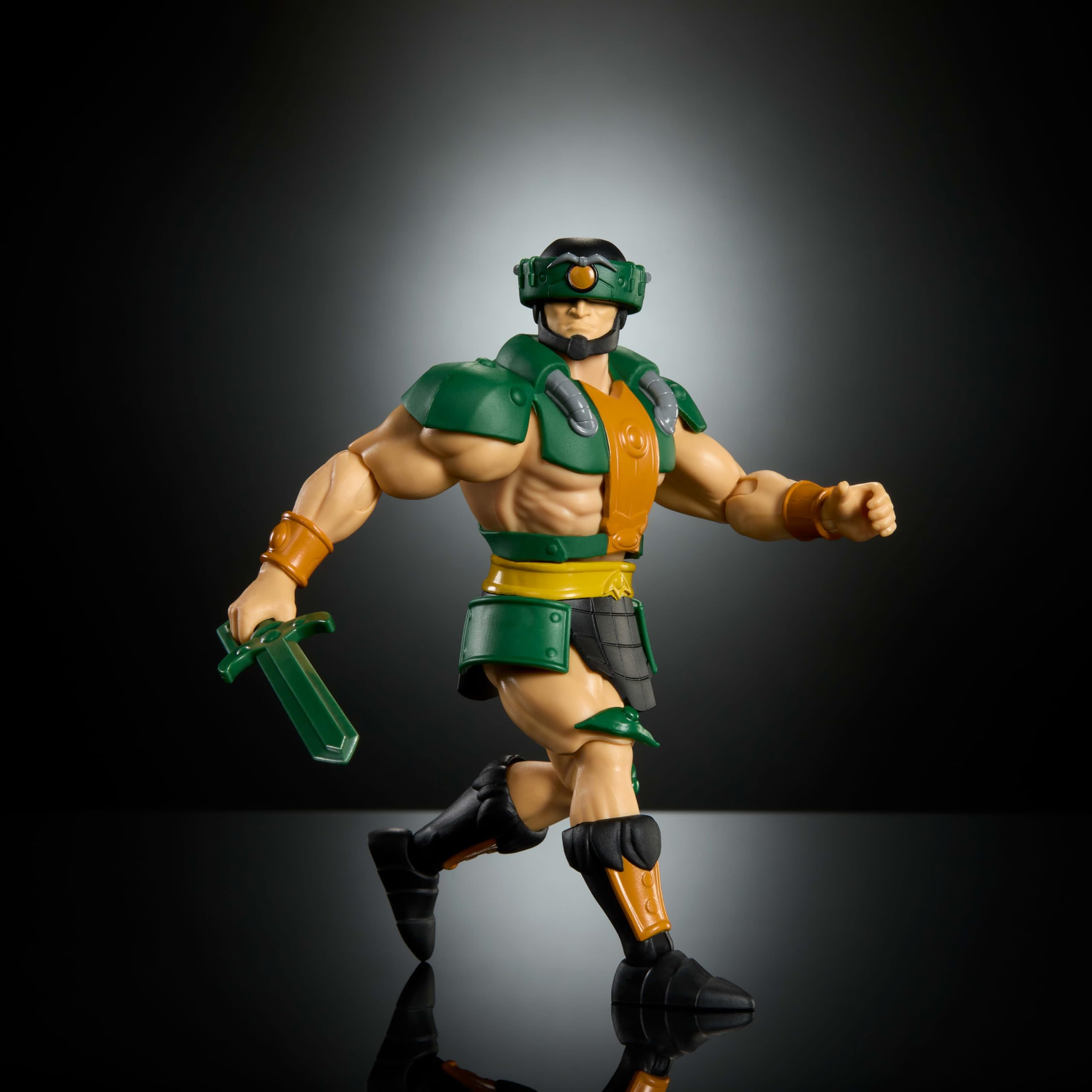 Sixteen-point articulation enables dynamic poses true to the 200X era