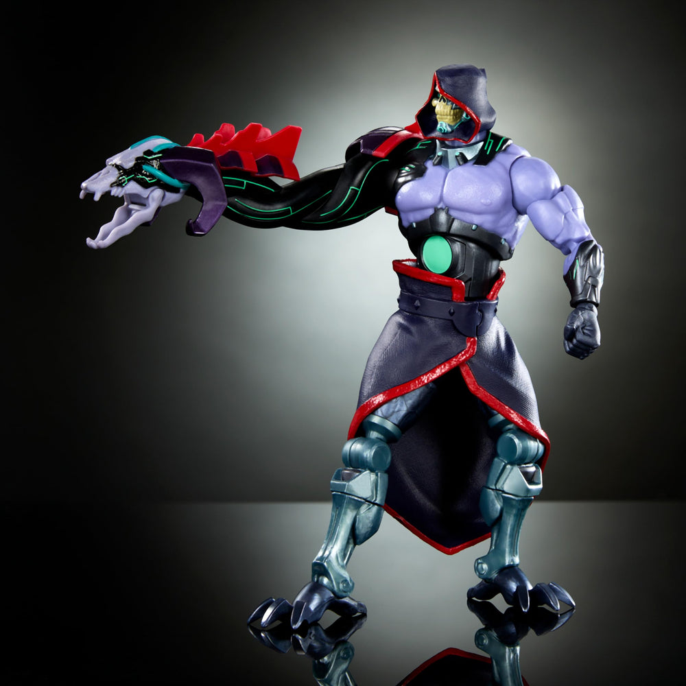 Masters of the Universe Skeletor Deluxe, window box packaging enhances shelf display and gifting appeal.