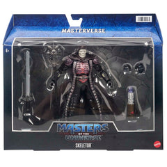 Cosmic Key accessory with Skeletor Masterverse enhances diorama moments.