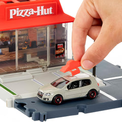 Pizza Hut themed playset scene adds realistic storytelling