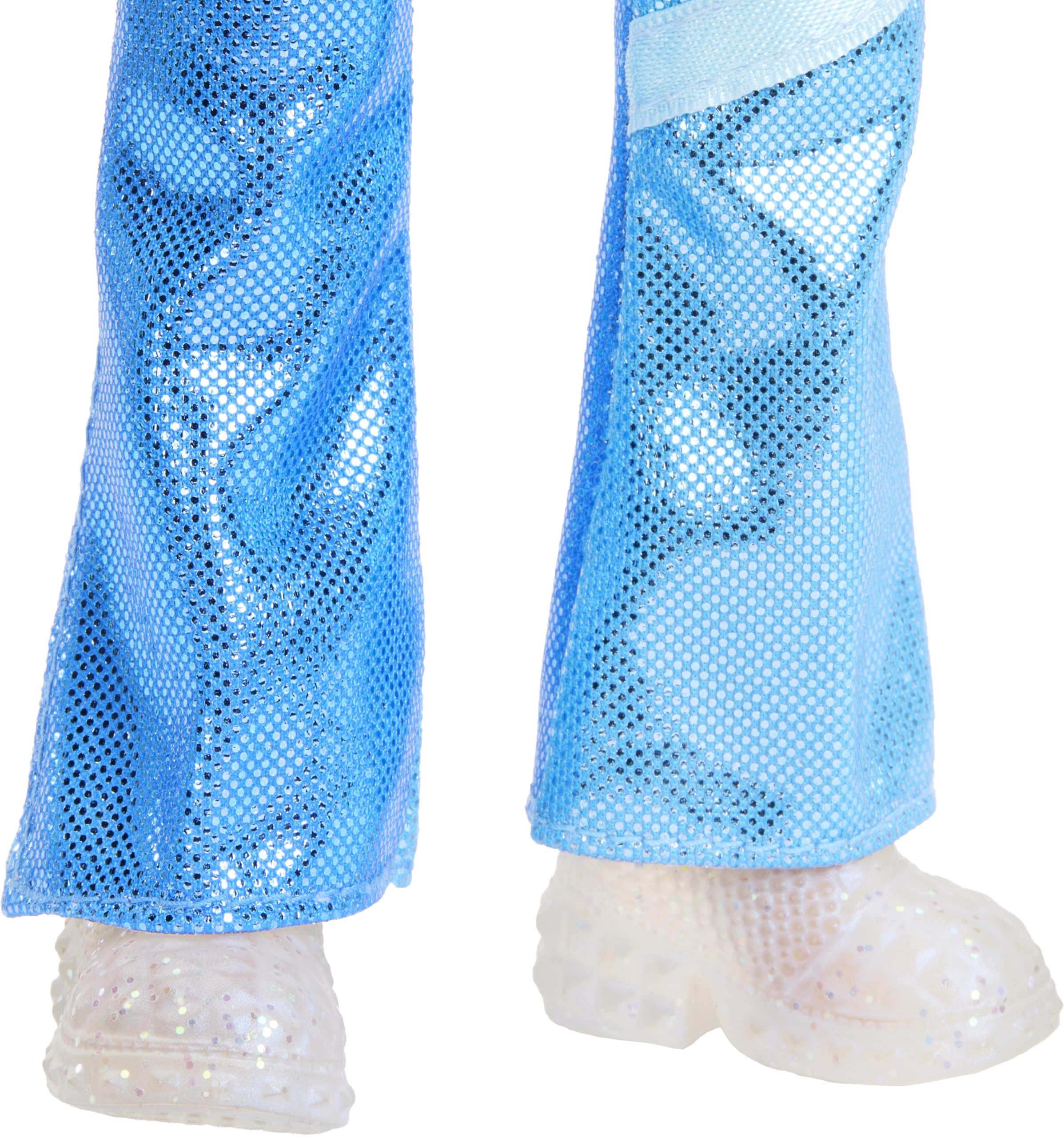 Mattel Disney Descendants Rise of Red Chloe doll 11-point articulation for dynamic poses