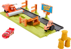Mattel Disney Pixar Cars Lightning McQueen hero shot promotes imaginative play.