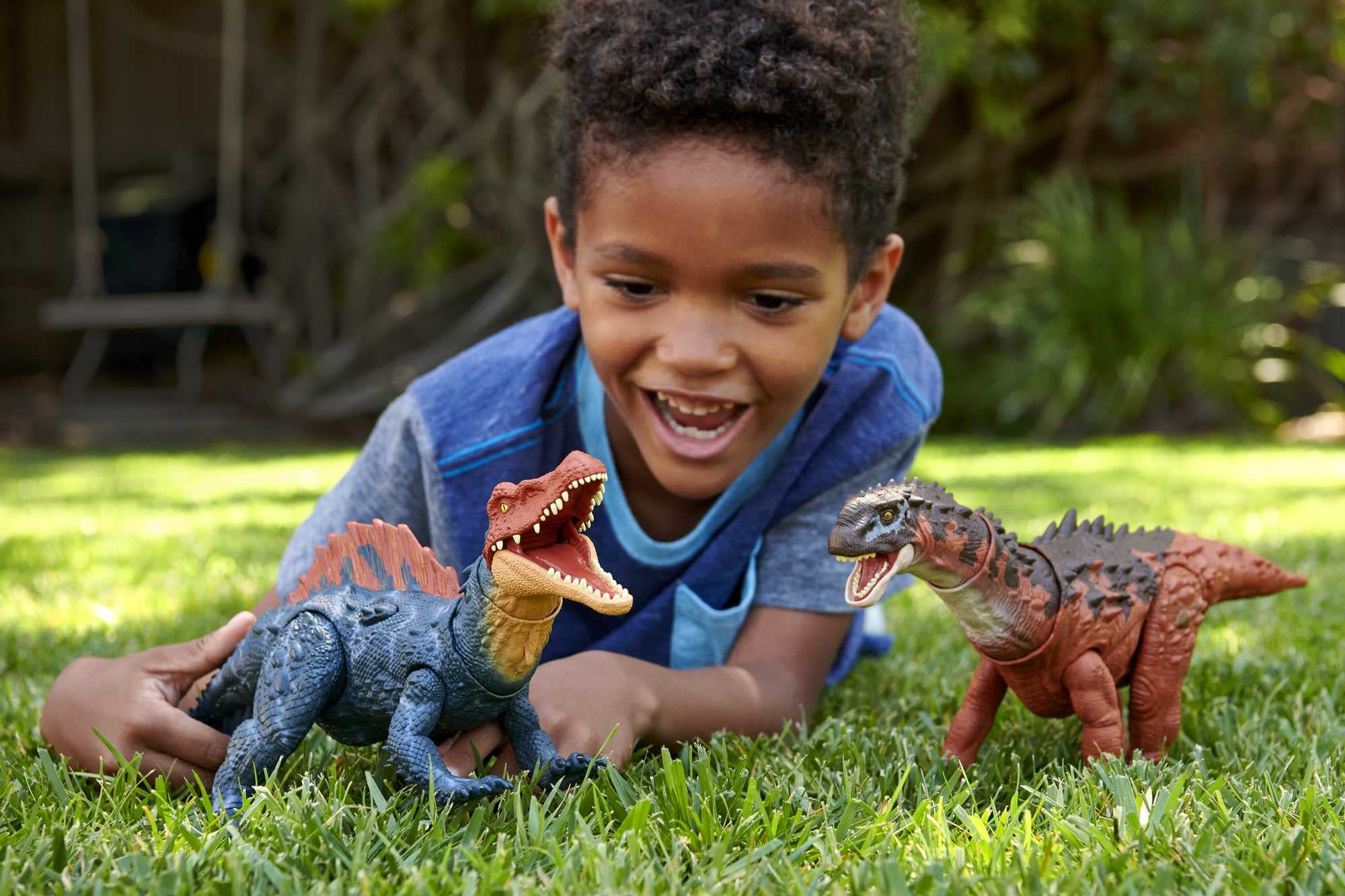 Mattel Ampelosaurus neck-motion controlled by tail for dramatic poses