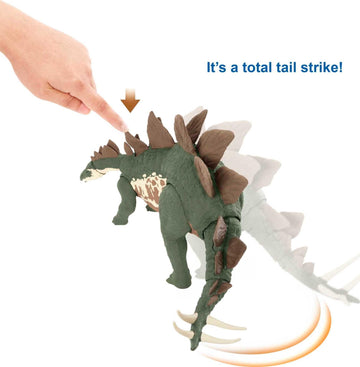 Realistic sculpting and authentic decoration on Stegosaurus figure