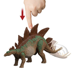 Mattel 9.5 cm scale figures for realistic size relationships and play.