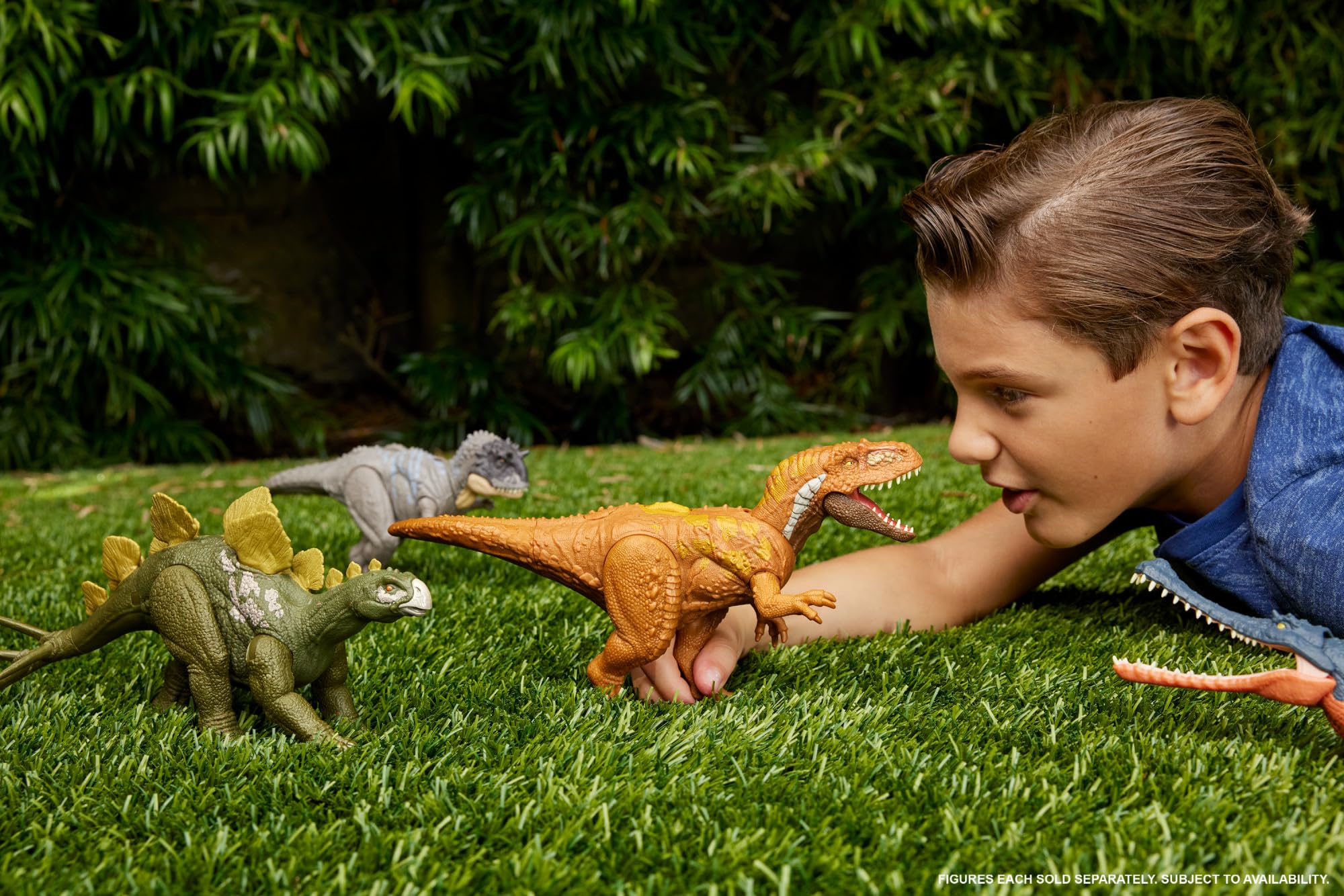 Mattel Jurassic World Wild Roar attack motion highlights thrilling play movements.