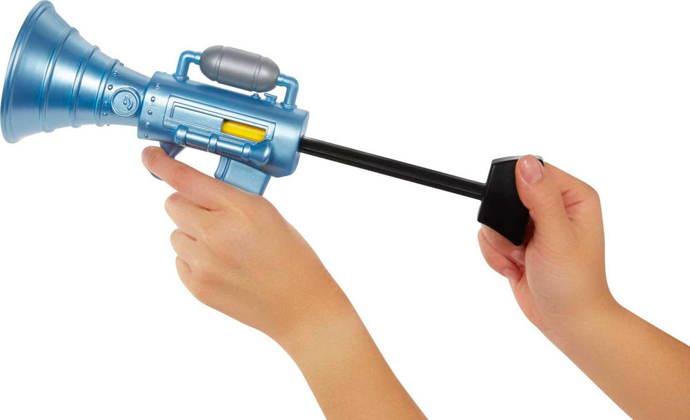 Mattel Minions Tiny Toot Blaster kids playing setup demonstrates portable prank play