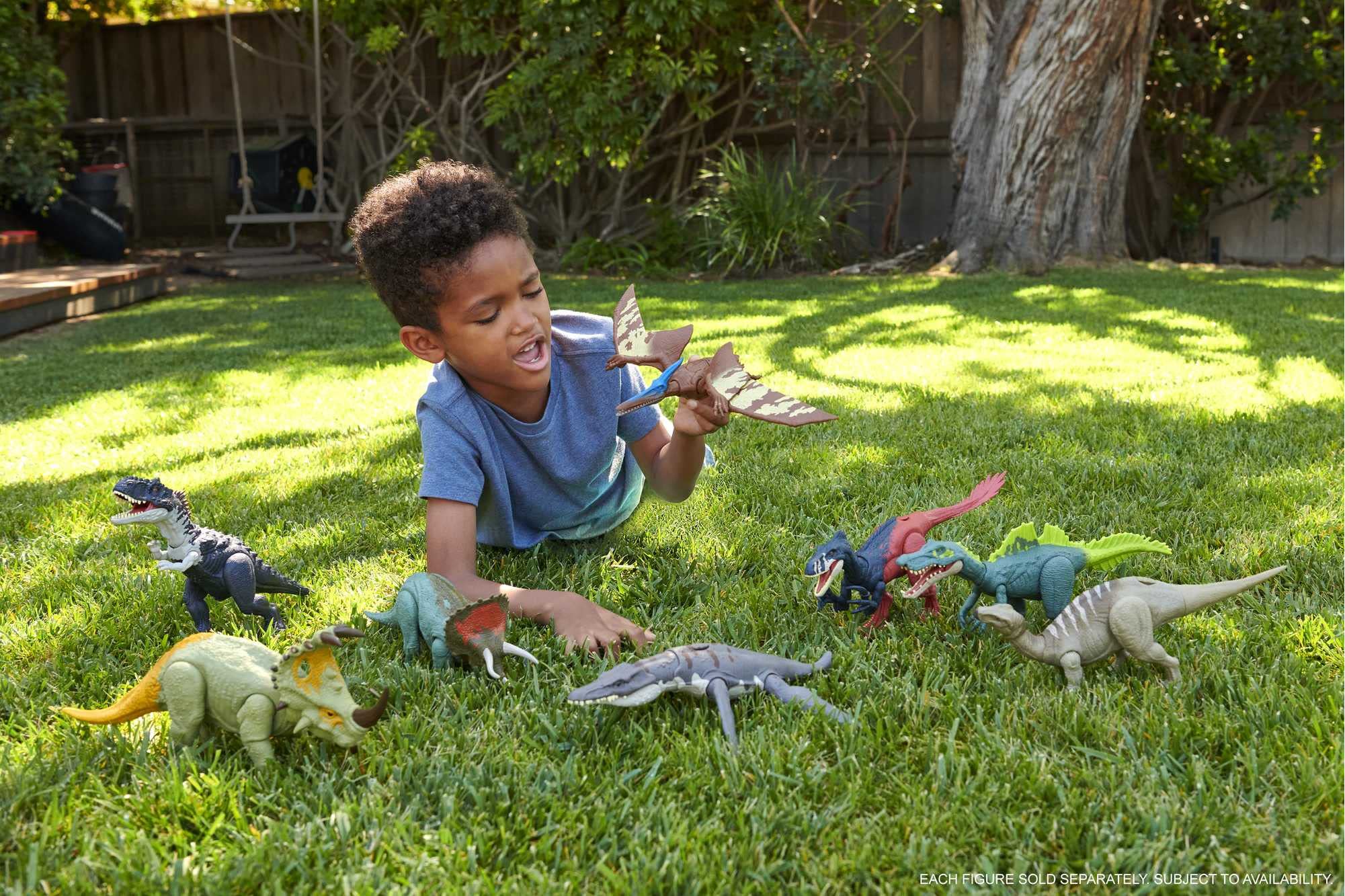 Mattel Sinoceratops Roar Strikers with roaring sound activation for sensory play